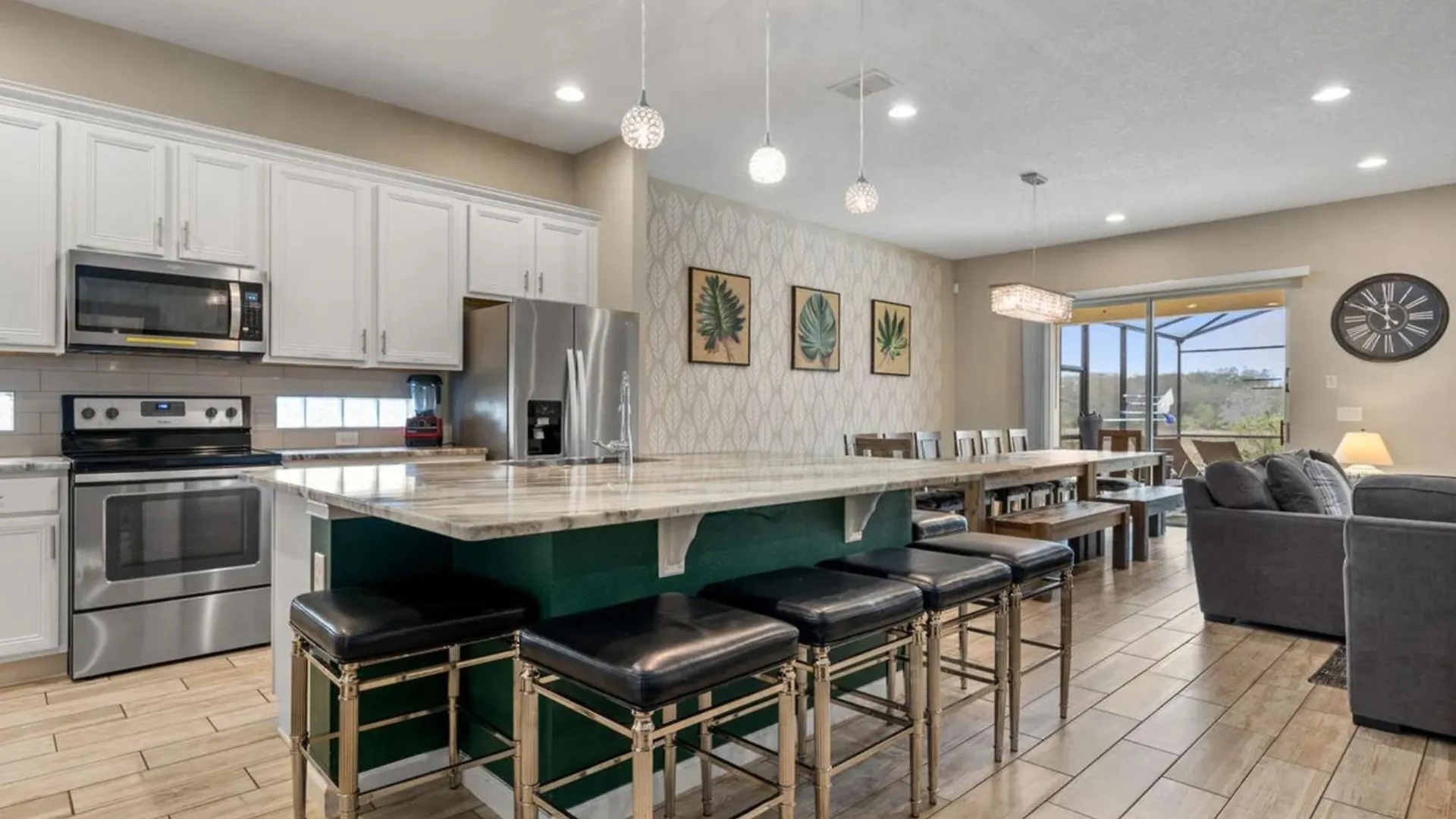 Plenty Of Space, Games Room, And Your Own Private Pool Davenport 0*,  United States