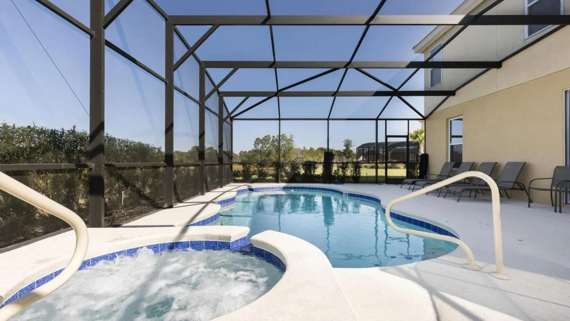 Plenty Of Space, Games Room, And Your Own Private Pool Davenport 0*,
